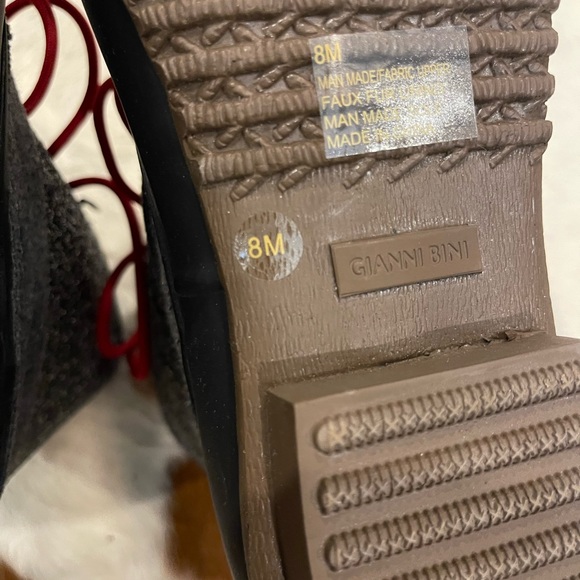 Gianni Bini Duck Boots - Picture 6 of 7